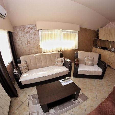 Apartmani Zecevic Nikšić 外观 照片