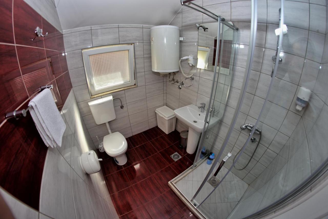 Apartmani Zecevic Nikšić 外观 照片