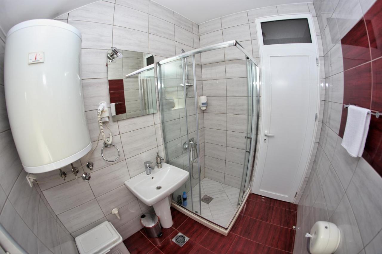Apartmani Zecevic Nikšić 外观 照片