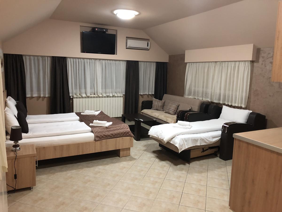 Apartmani Zecevic Nikšić 外观 照片